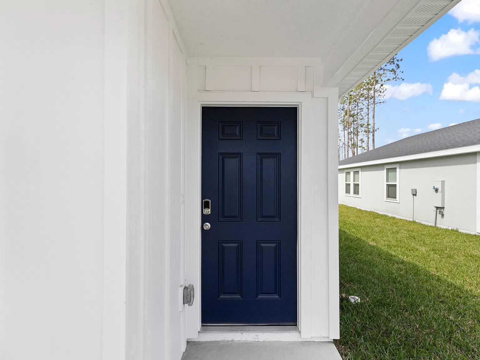 8 Derbyshire Dr — Photo 3