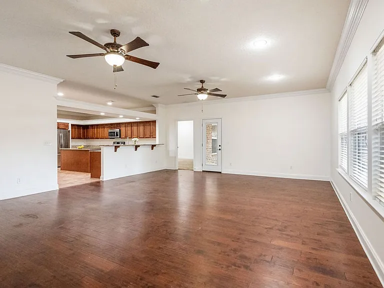 2159 Bayshore Dr — Photo 19