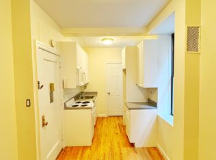 305 W 45th St APT 1L, New York, NY 10036