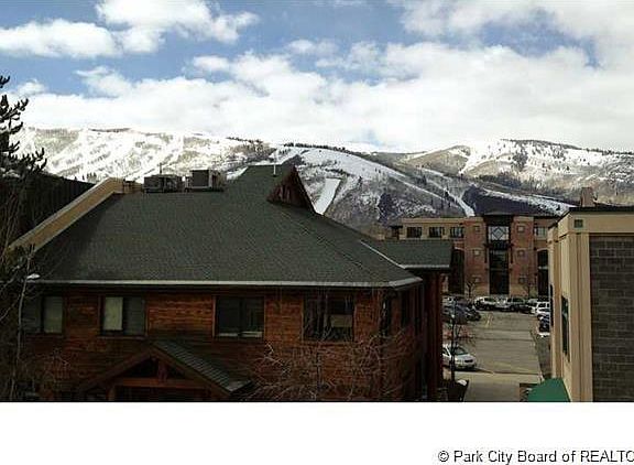 2nd image of 1940 Prospector Ave #319