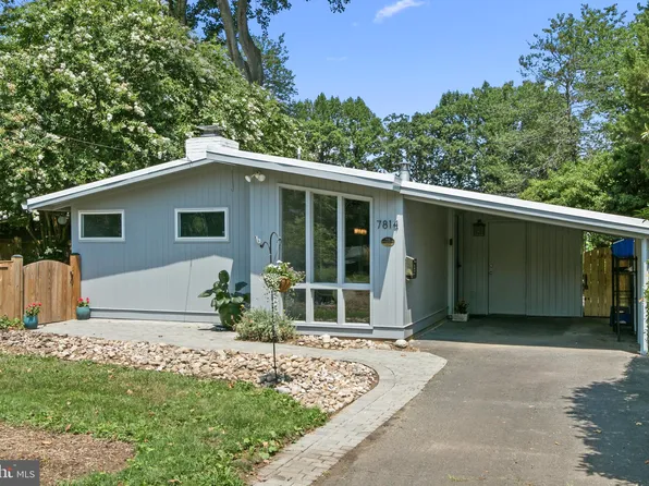 7814 Holmes Run Dr, Falls Church, VA 22042