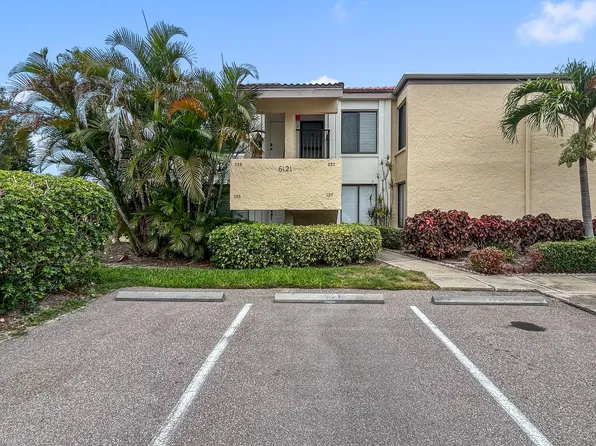 6121 Palma Del Mar Blvd S APT 228, Saint Petersburg, FL 33715
