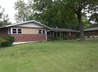 12212 Sunset Ter, Saint Louis, MO 63127