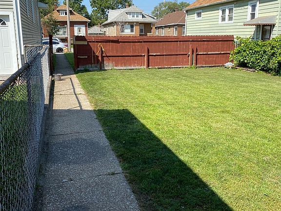 3rd image of 5035 Walsh Ave