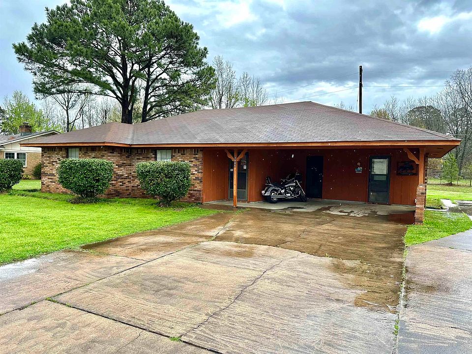 1st image of 3805 Scenic Dr