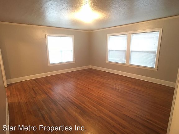 2nd image of 1611 SE Belmont St APT 103