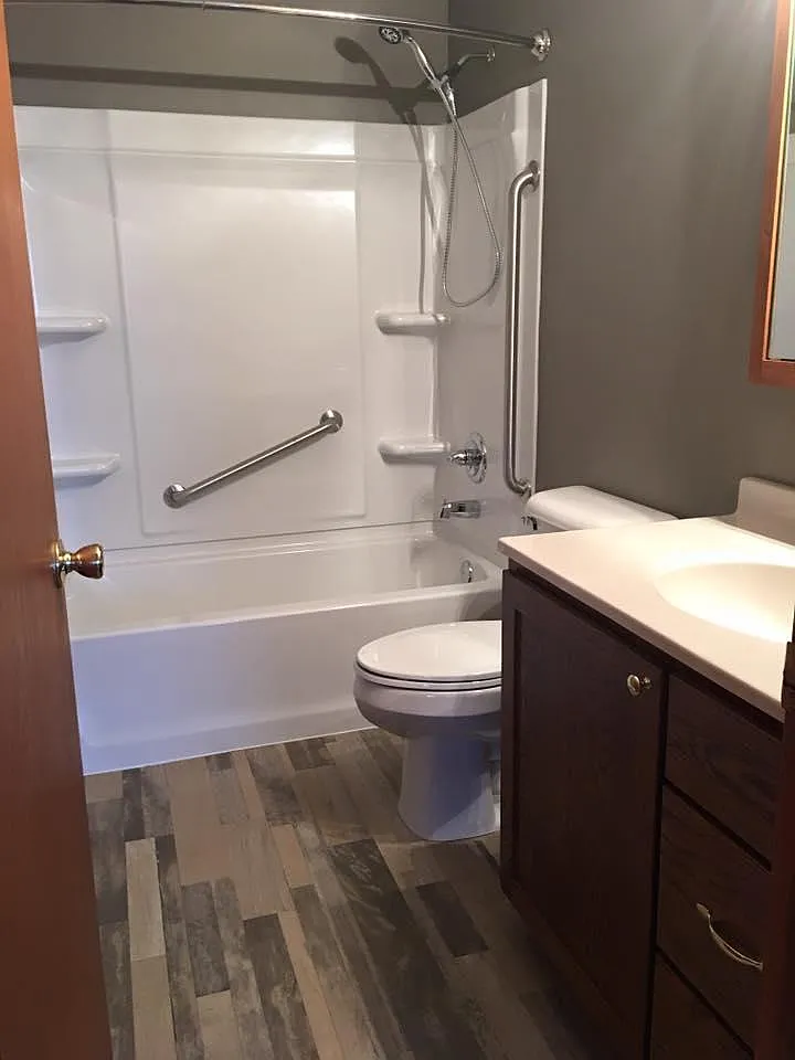 6 S Sheakley Ave — Photo 1
