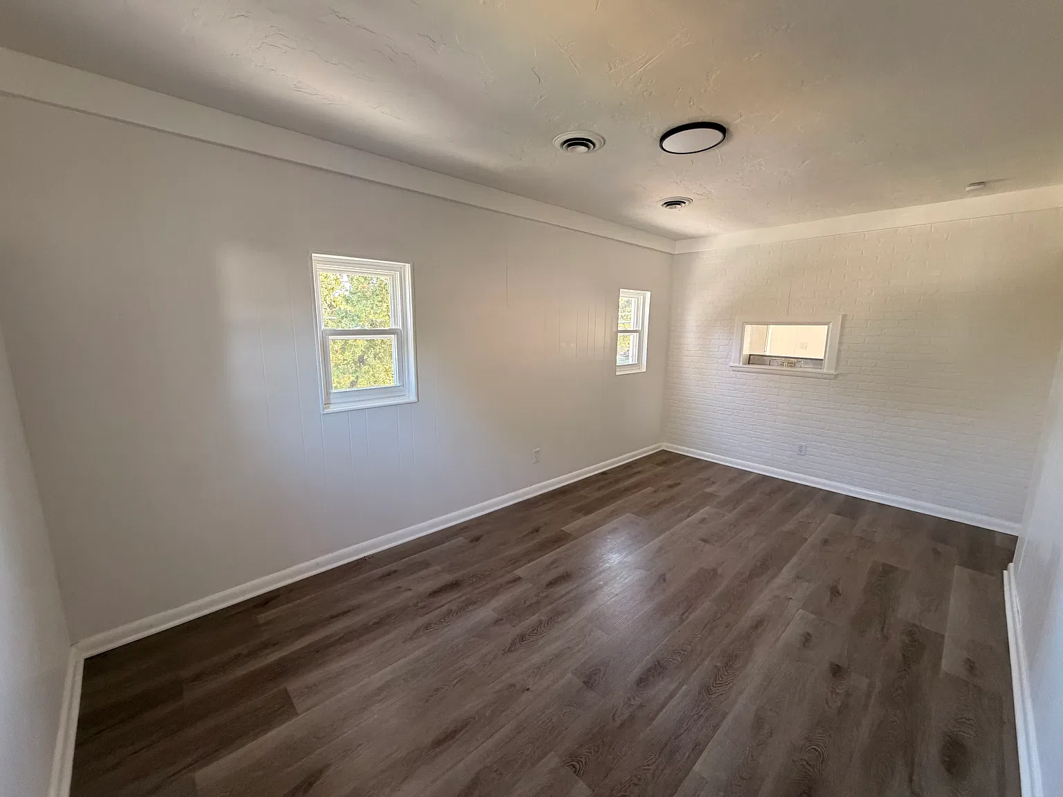 1 bed, $799 — Photo 1