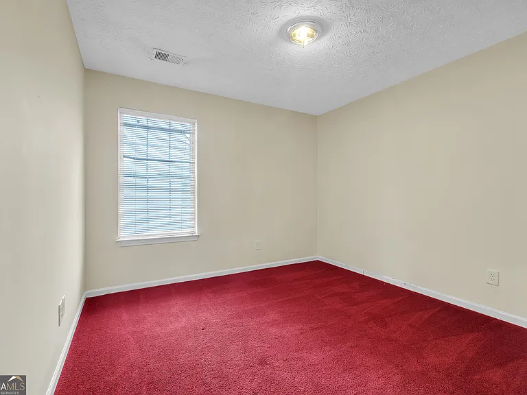 5475 Hampton Ct S — Photo 17