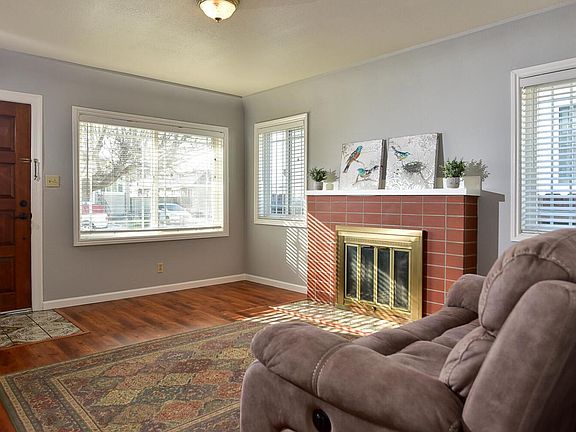 4th image of 180 N 26th St