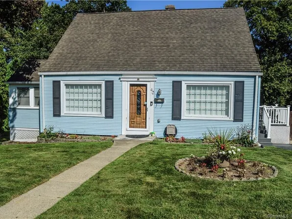 38 Rockwell Avenue, Waterbury, CT 06708