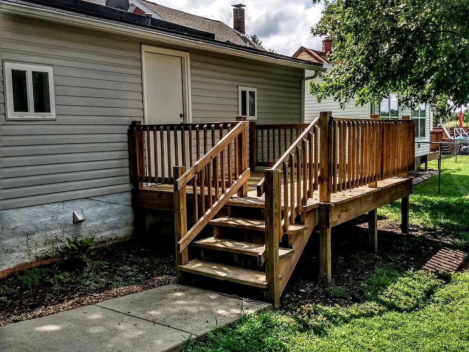 NICE REAR DECK