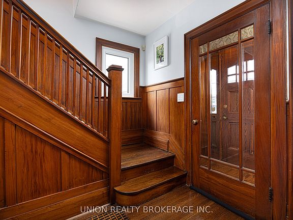 3rd image of 3741 Kingston Rd