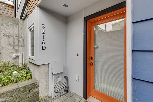 3216 15th Ave W #D — Photo 4