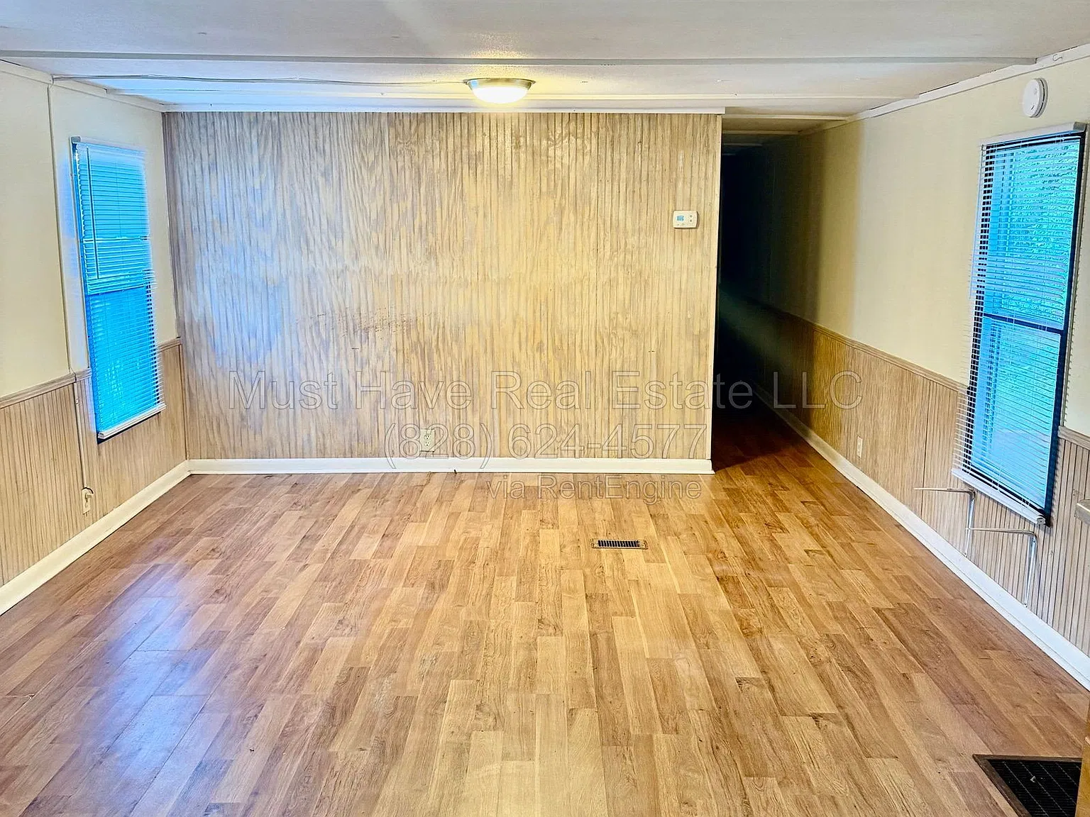 2 bed, 1.0 bath, $1,100 — Photo 4