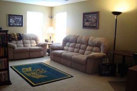 4th image of 2389 Foxtail Dr