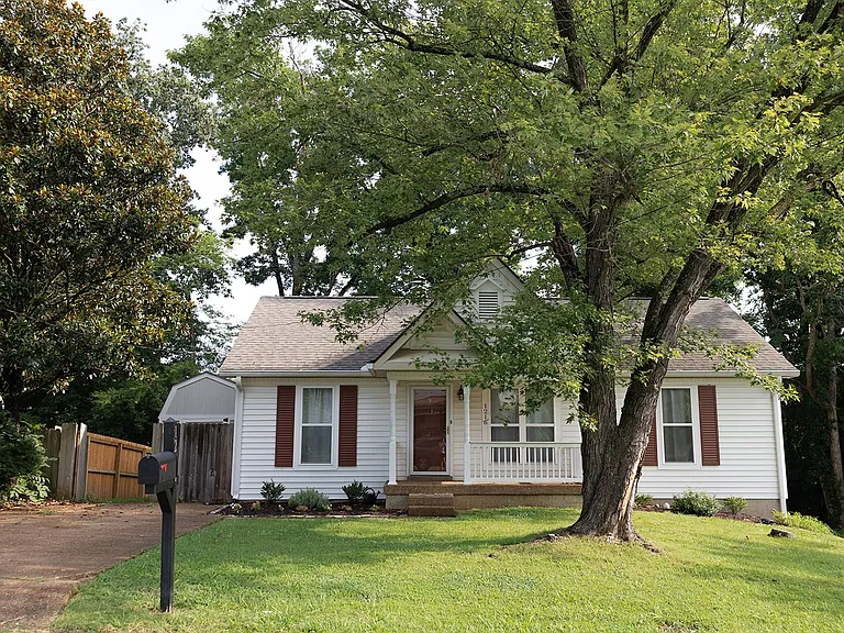 1216 Jacksons Hill Rd — Photo 1