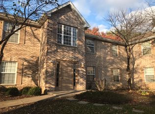 1944 Matthew Ct UNIT B, Elgin, IL 60123