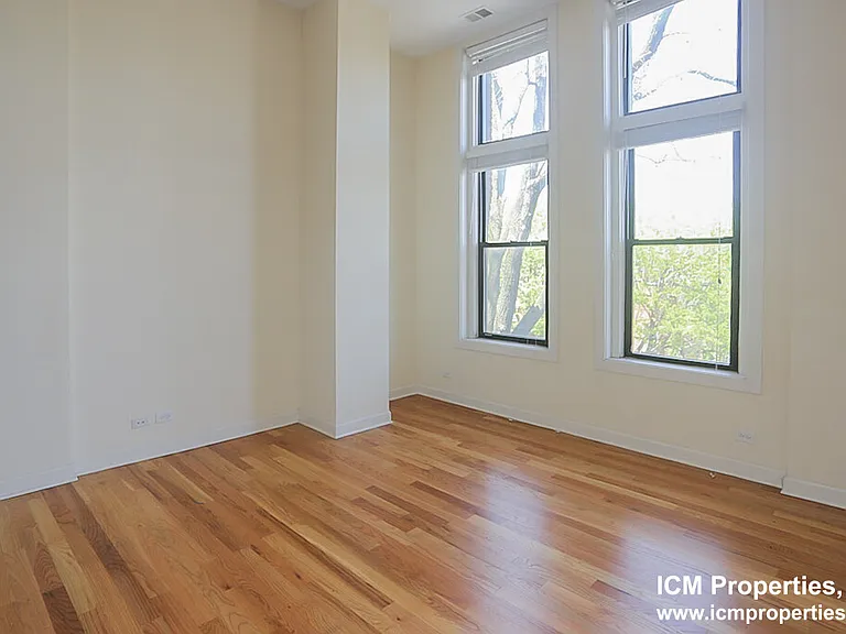 2942 N Racine Ave #3 — Photo 6