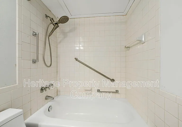 8401 N New Braunfels Ave #1-240 — Photo 24