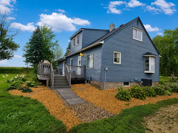 5766 County Road 12 Blvd, Kenyon, MN 55946