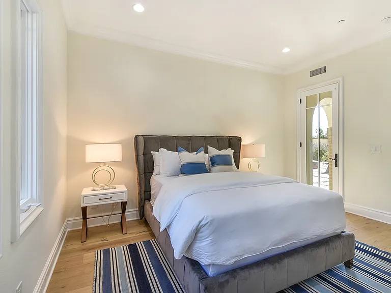 64 Archipelago Dr — Photo 48