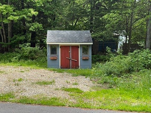 3rd image of 29 Shady Ave