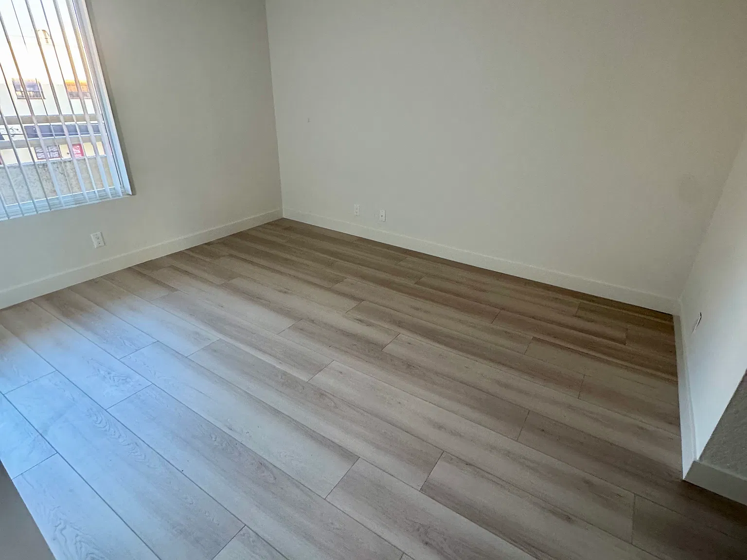 2 bed, 950 sqft, $2,895 — Photo 3