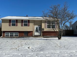 21 N Sycamore Ln, Glenwood, IL