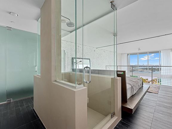 5th image of 1040 Biscayne Blvd APT 2101