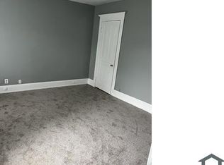 3302 W Saint Paul Ave, Milwaukee, WI 53208
