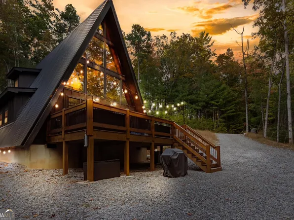 51 Adelaide Trl, Blue Ridge, GA 30513