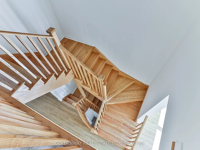 31 Wuhan Ln — Photo 13