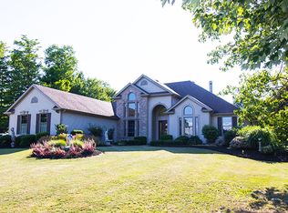 10165 Tiger Lily Ln, Waterford, PA 16441