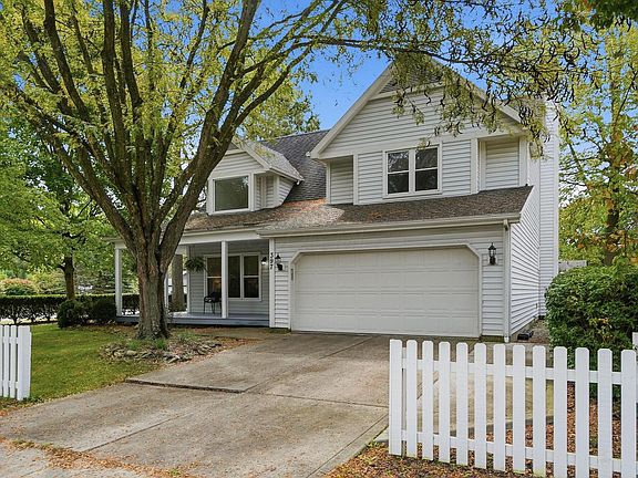 3rd image of 397 Rutherford Ave