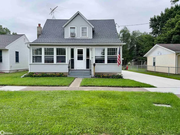 1015 N Taylor Ave, Mason City, IA 50401