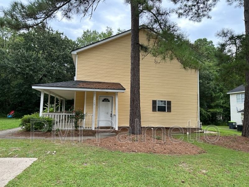1st image of 129 Country Town Dr