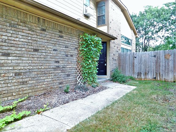 5th image of 1121 Seneca Pl