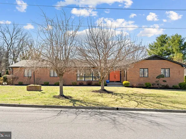 1317 Caroline St, Winchester, VA 22601