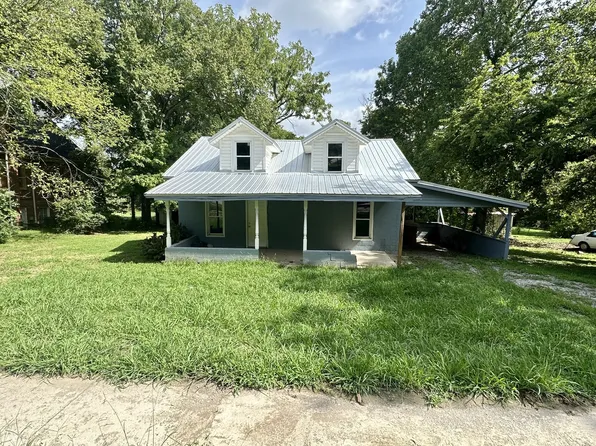 205 Church St, Petersburg, TN 37144