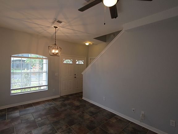 4th image of 807 Shine Ave