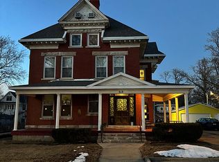 618 W Church St, Champaign, IL 61820