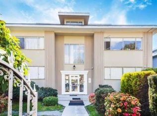 357 W 4th St #8, North Vancouver, BC V7M1J2