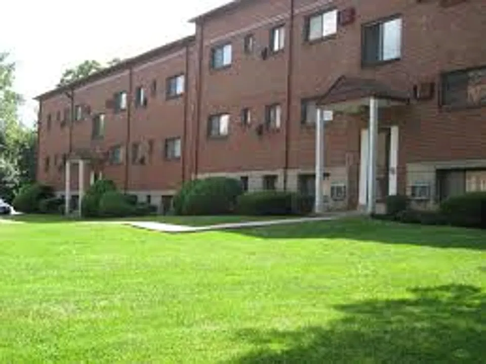 Marshall Woods Apartments