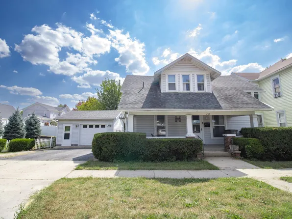 232 E Washington St, Winchester, IN 47394
