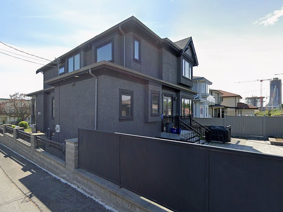 1st image of 17 W 42nd Ave #8