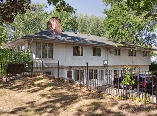 1216 Hewitt Ave APT 1, Saint Paul, MN 55104
