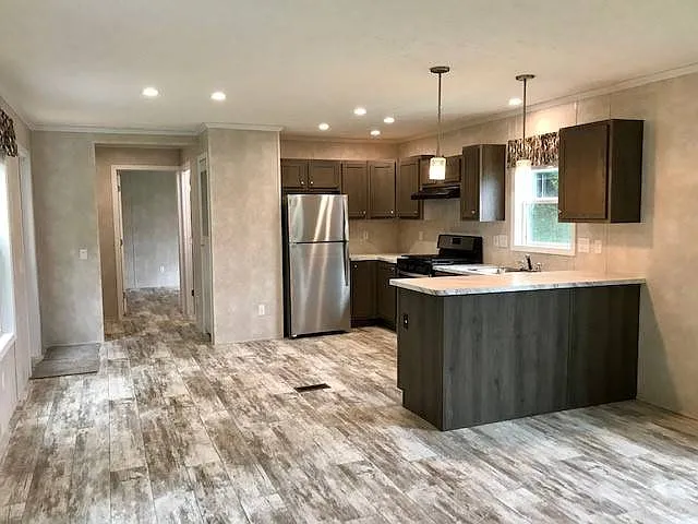 114 Fernald Dr #114 — Photo 3