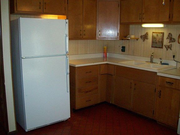 4th image of 54607 Michael Dr