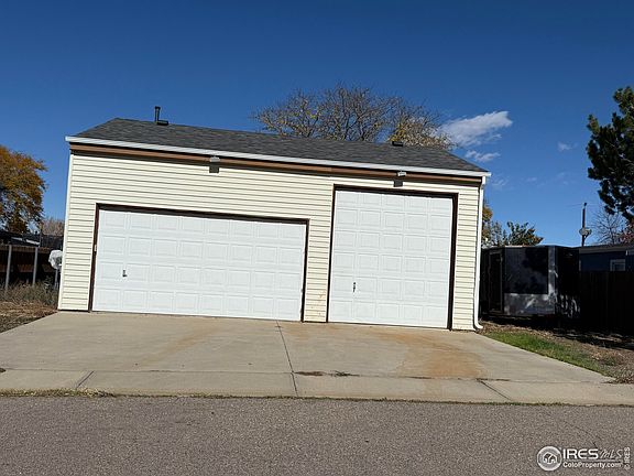 2nd image of 1216 Mackay Ct
